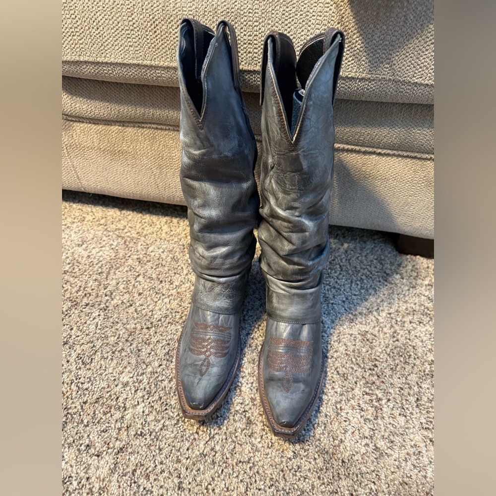 Freebird by Steven Wilma Size 7
